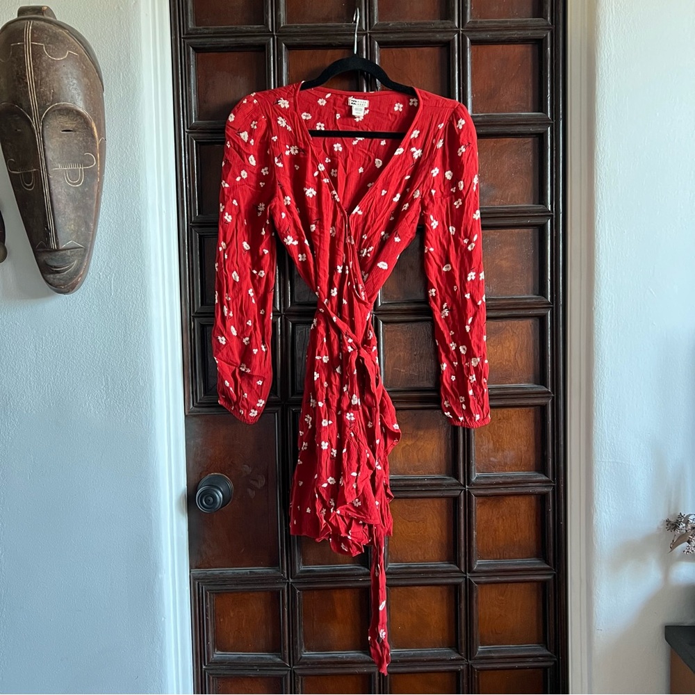 BILLABONG Lovin You Floral Wrap Dress